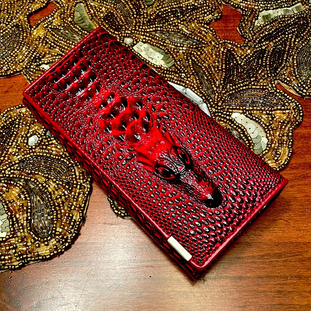 ✨ SOLD ✨ Alligator wallet (red/black)